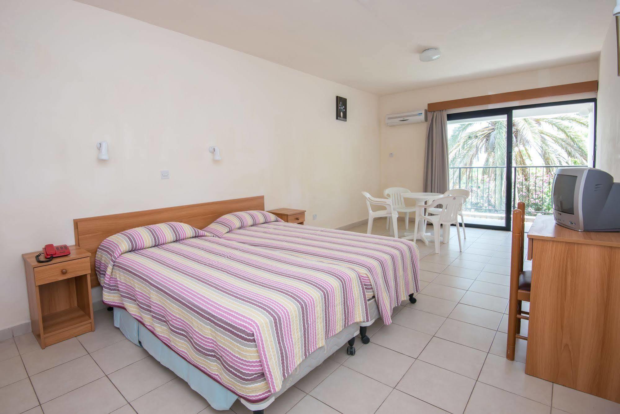 Kkaras Hotel 3 Star Ayia Napa Exterior photo